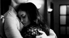 hug-couple - 2023-05-16T003930.966.gif