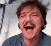last-of-us-pedro-pascal.gif
