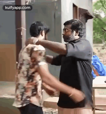 uppena-behind-the-scenes-makkal-selvan-vaisshnavtej.gif