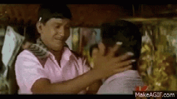 Vedivelu-Reaction.gif