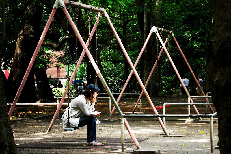 girl-swing.jpg